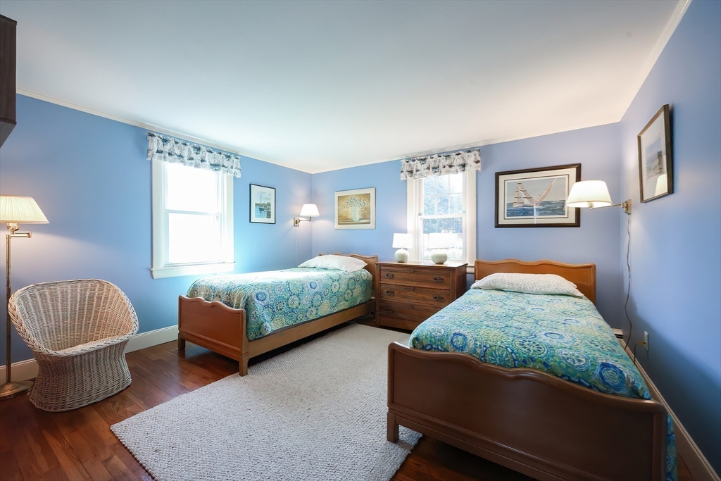 3 Newcomb Dr
