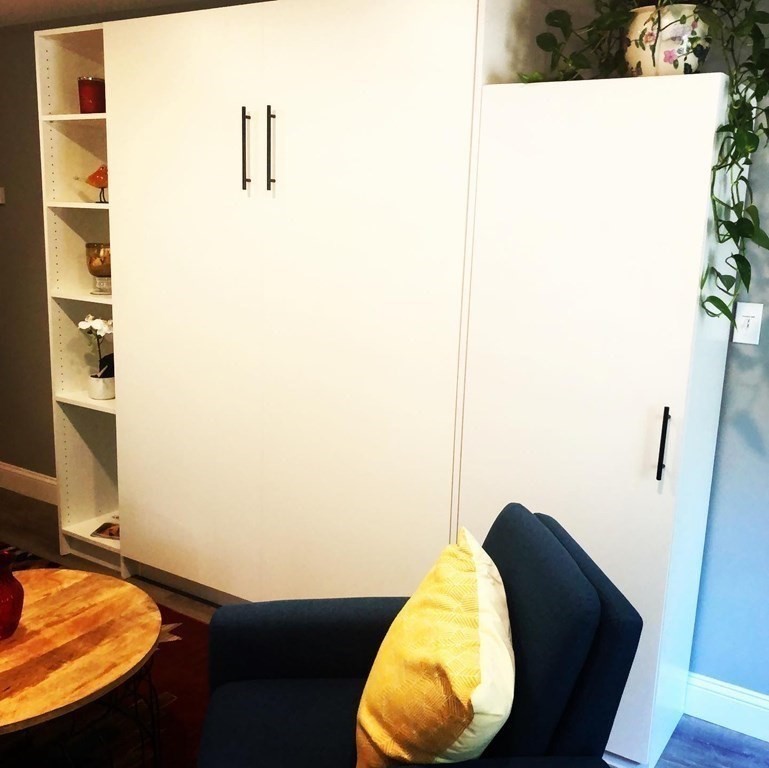 1 Park Rd # 1