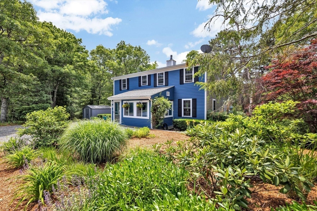 11 Santuit Pond Rd