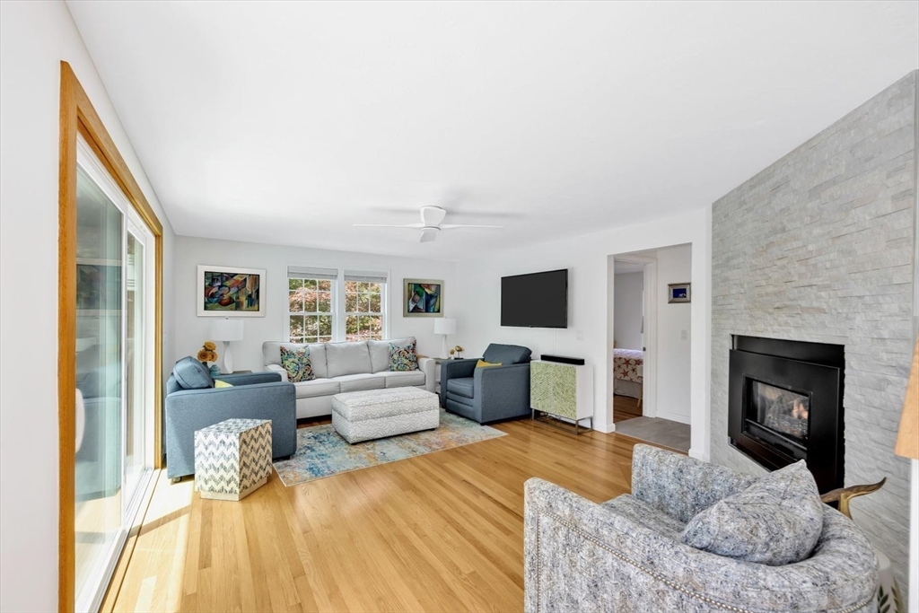 11 Santuit Pond Rd