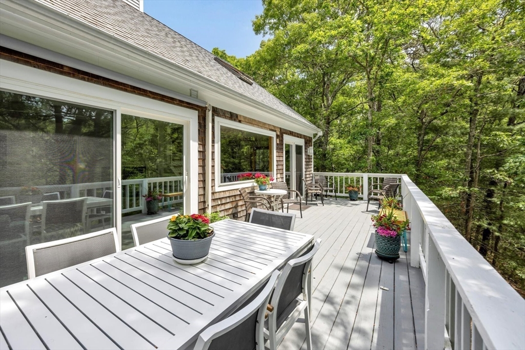 11 Santuit Pond Rd