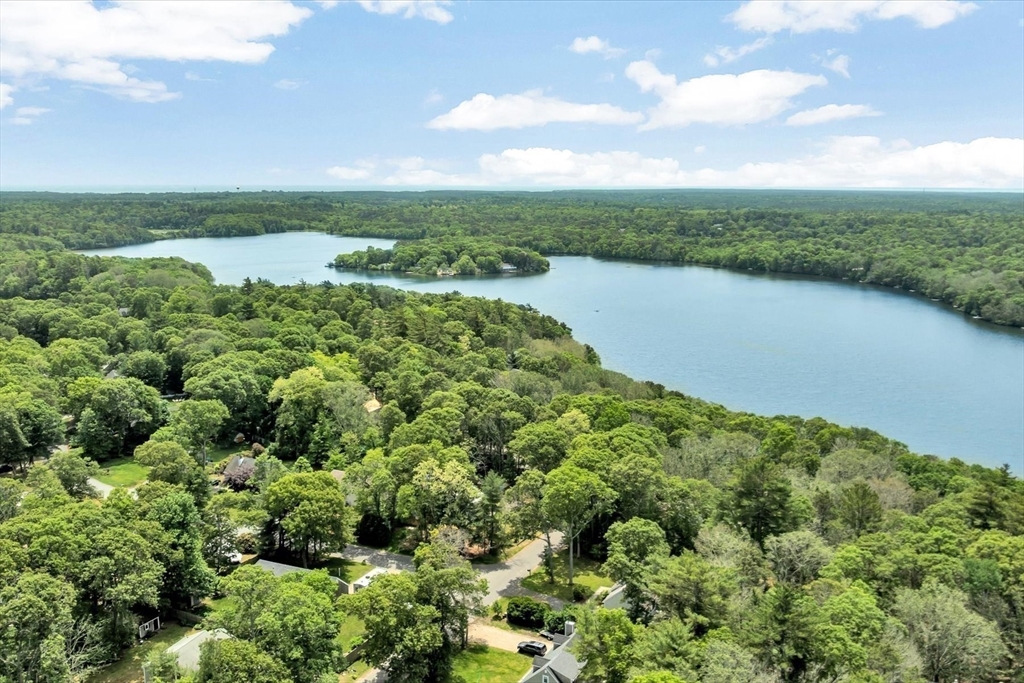 11 Santuit Pond Rd