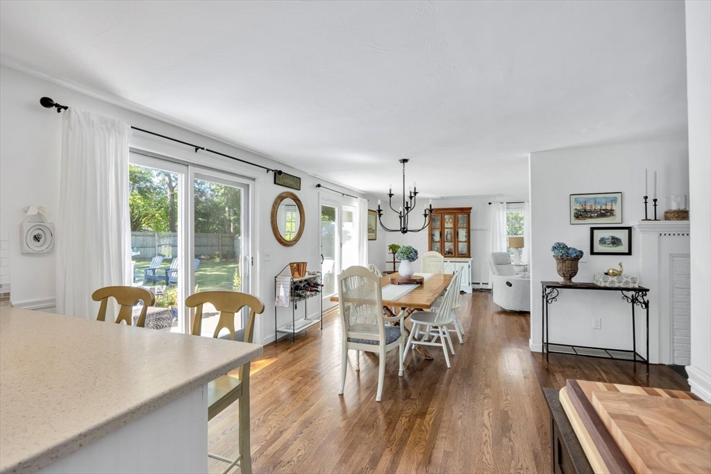 7 Fernwood Ave