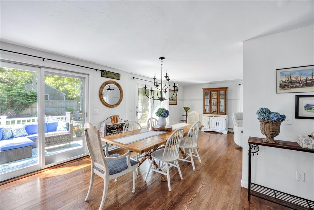 7 Fernwood Ave