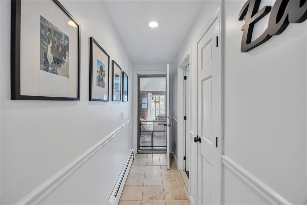 7 Fernwood Ave