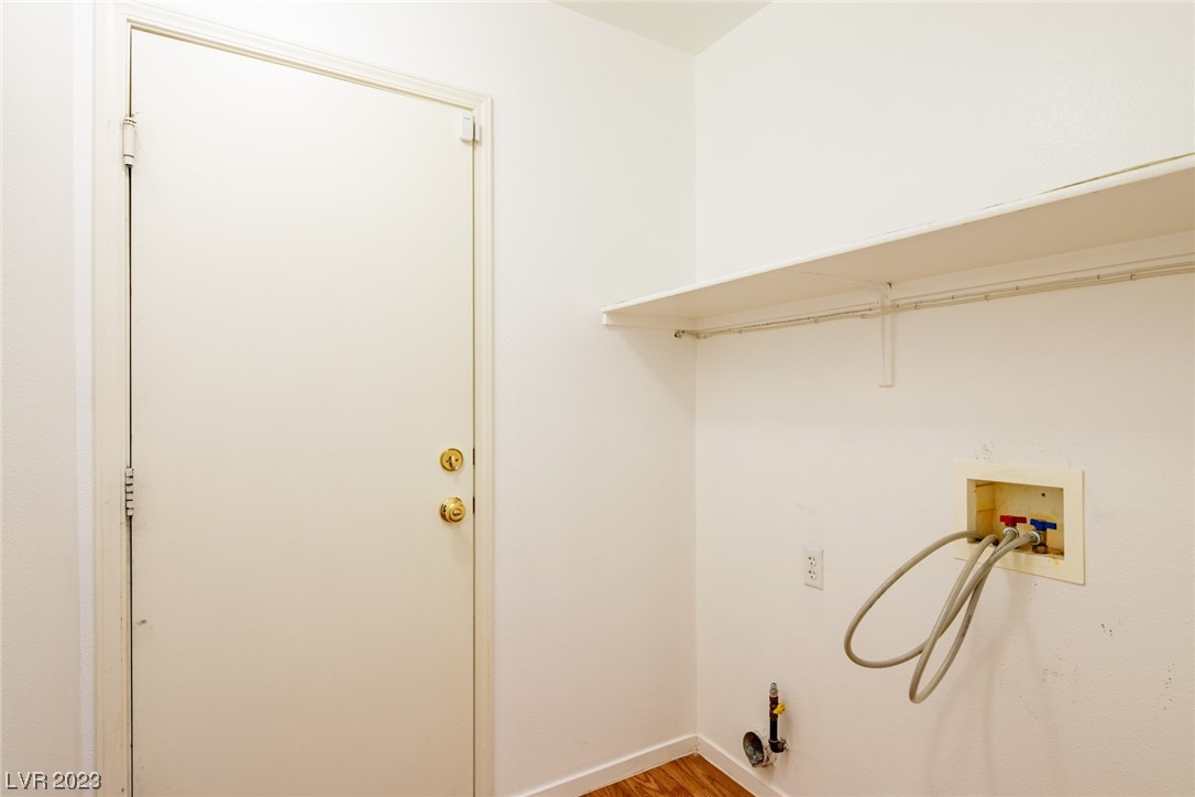 3936 Copper Glen Street