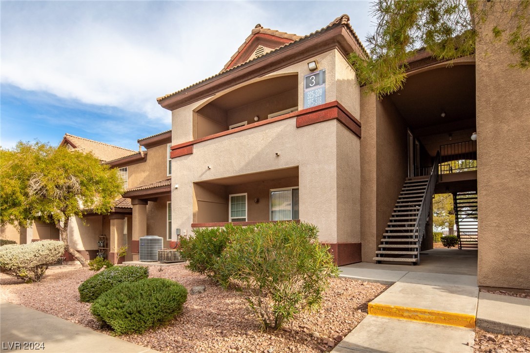 231 West Horizon Ridge Parkway 316