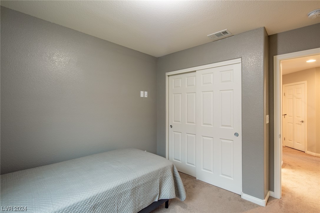 5597 Dreaming Tree Street