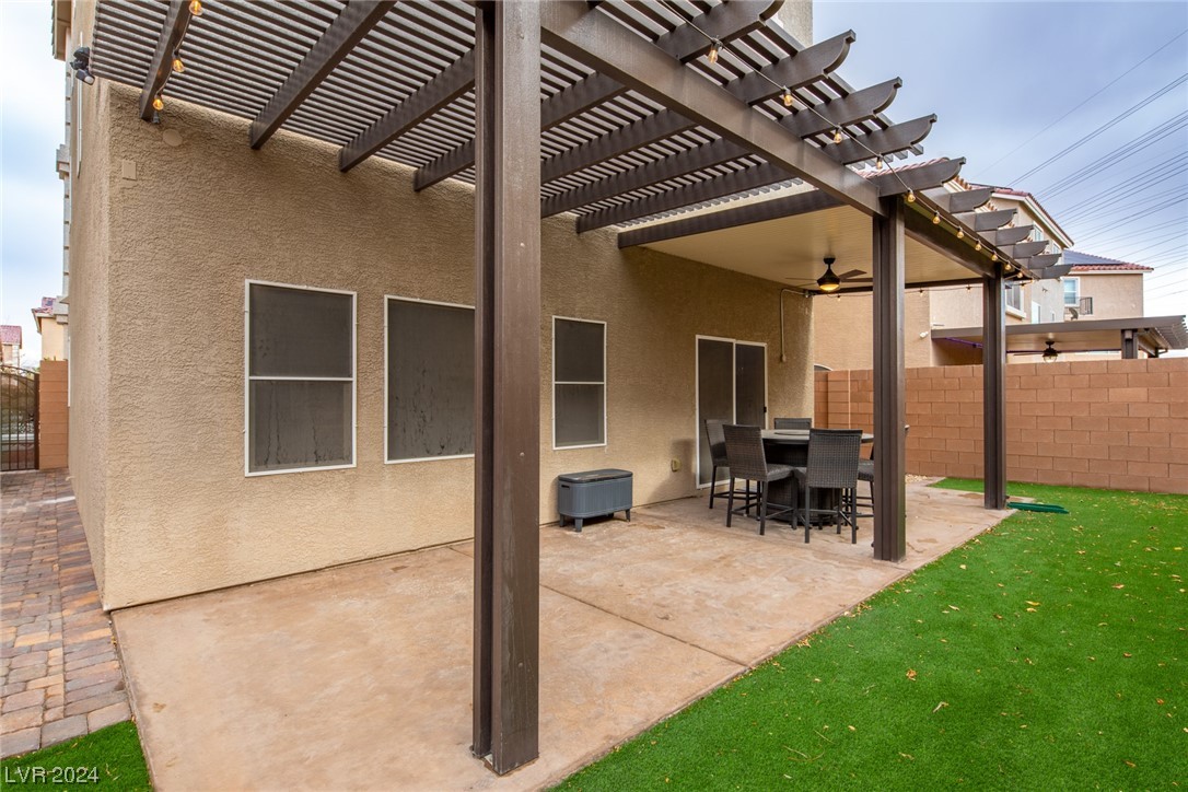 5597 Dreaming Tree Street