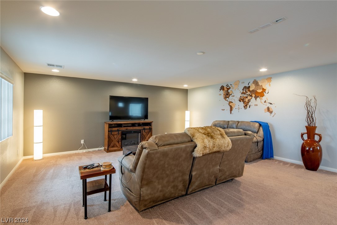 5597 Dreaming Tree Street