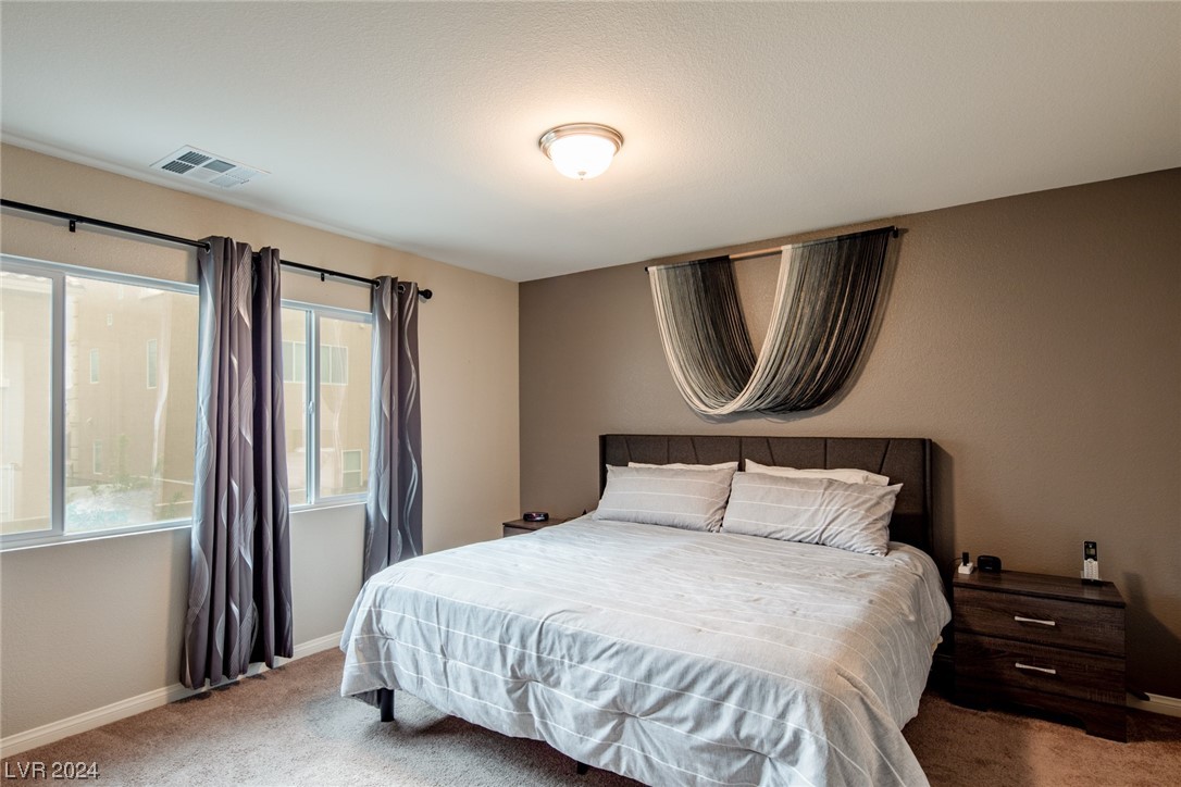 5597 Dreaming Tree Street