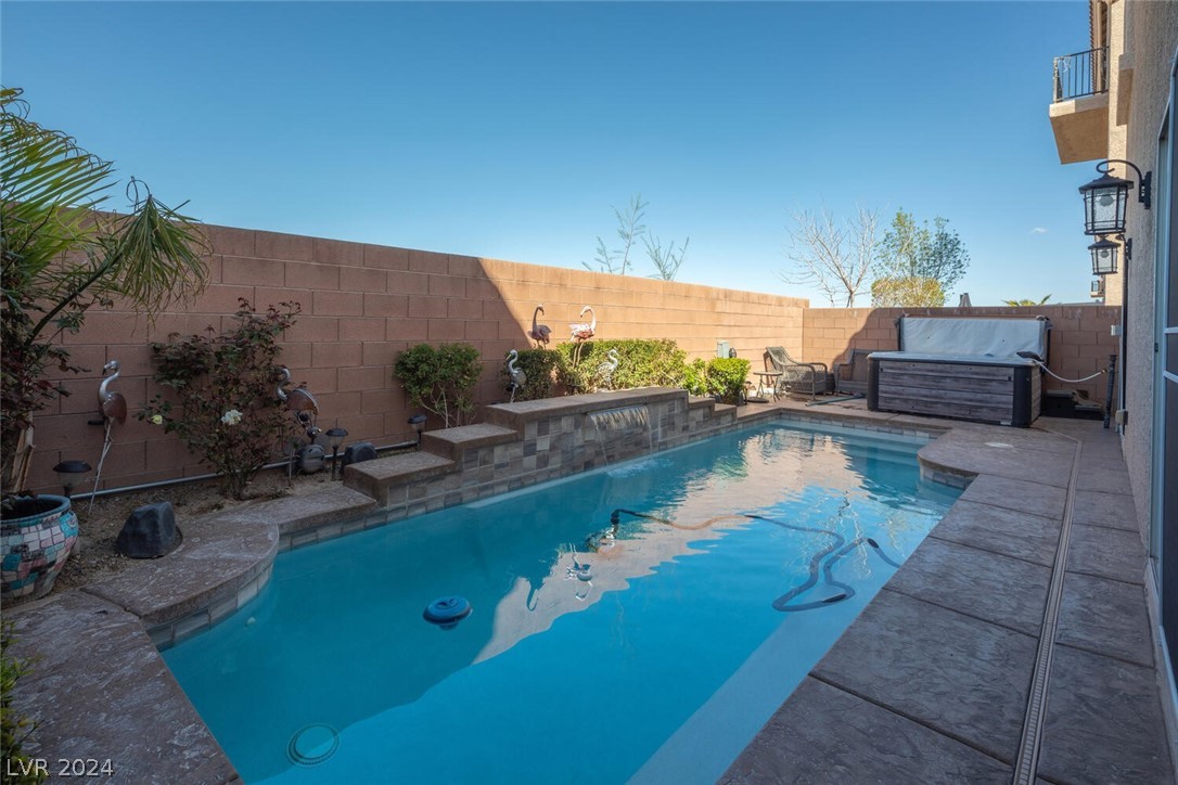 6026 Montana Peak Avenue