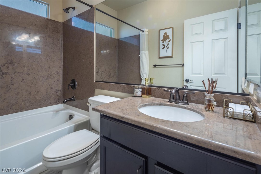 6026 Montana Peak Avenue