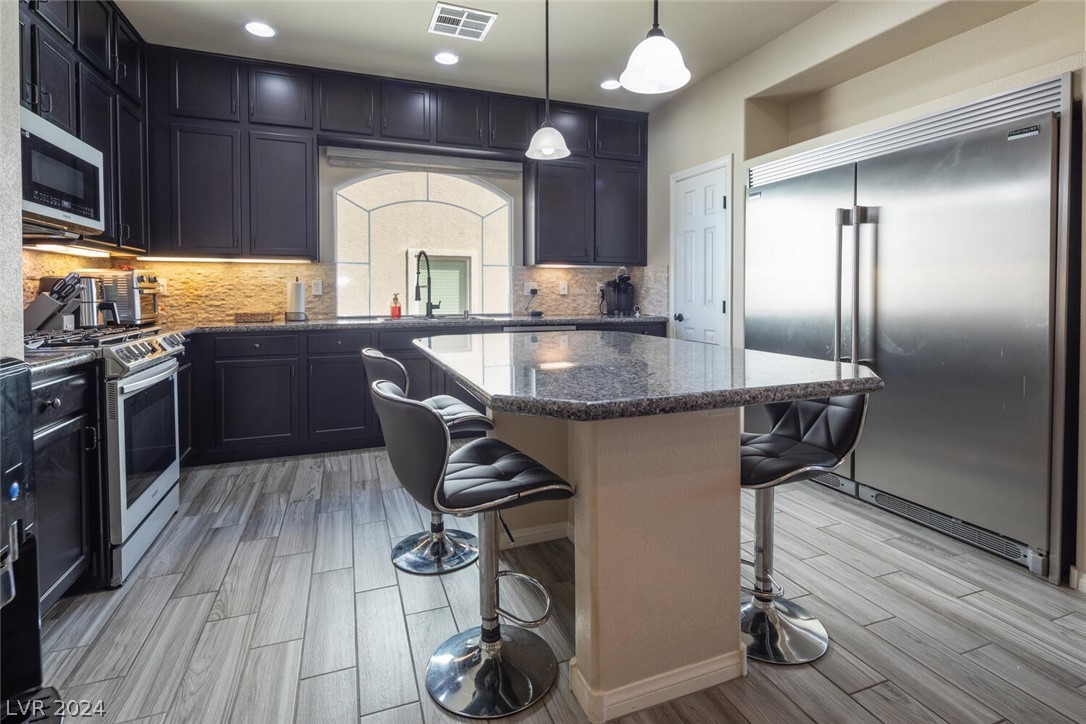 6026 Montana Peak Avenue