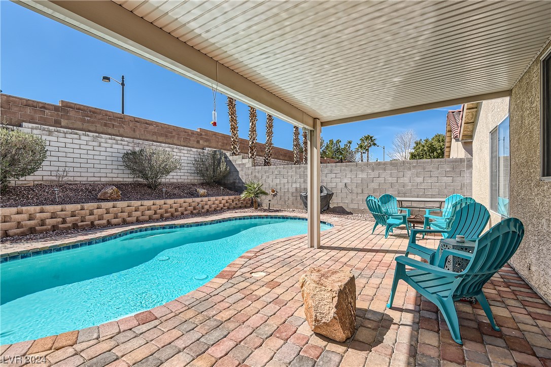 8593 Blowing Pines Drive