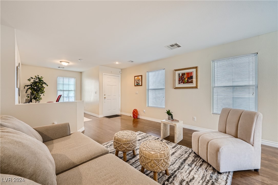 8593 Blowing Pines Drive