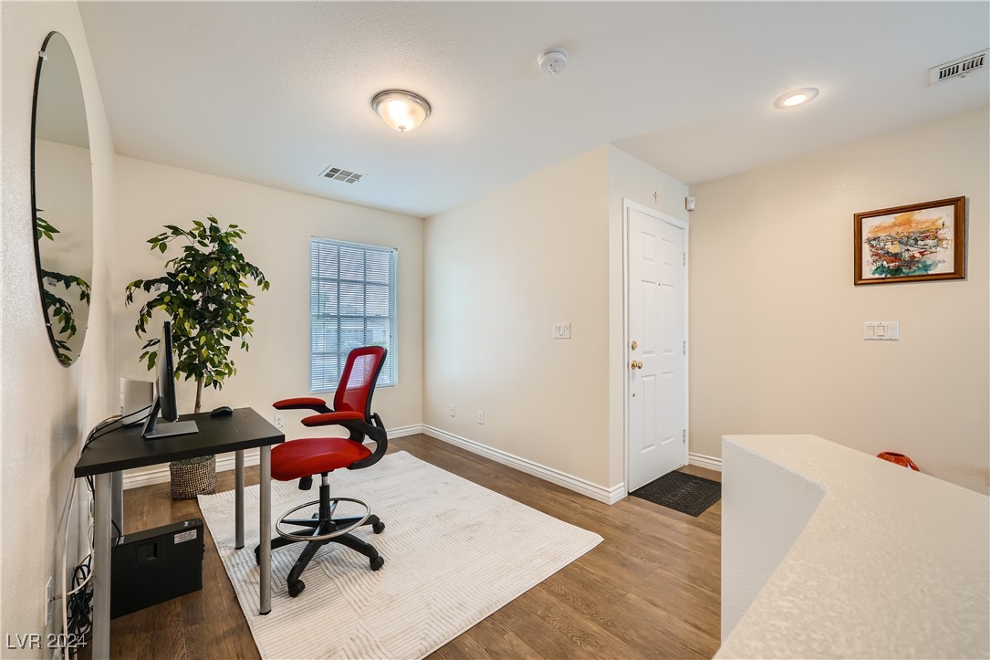 8593 Blowing Pines Drive