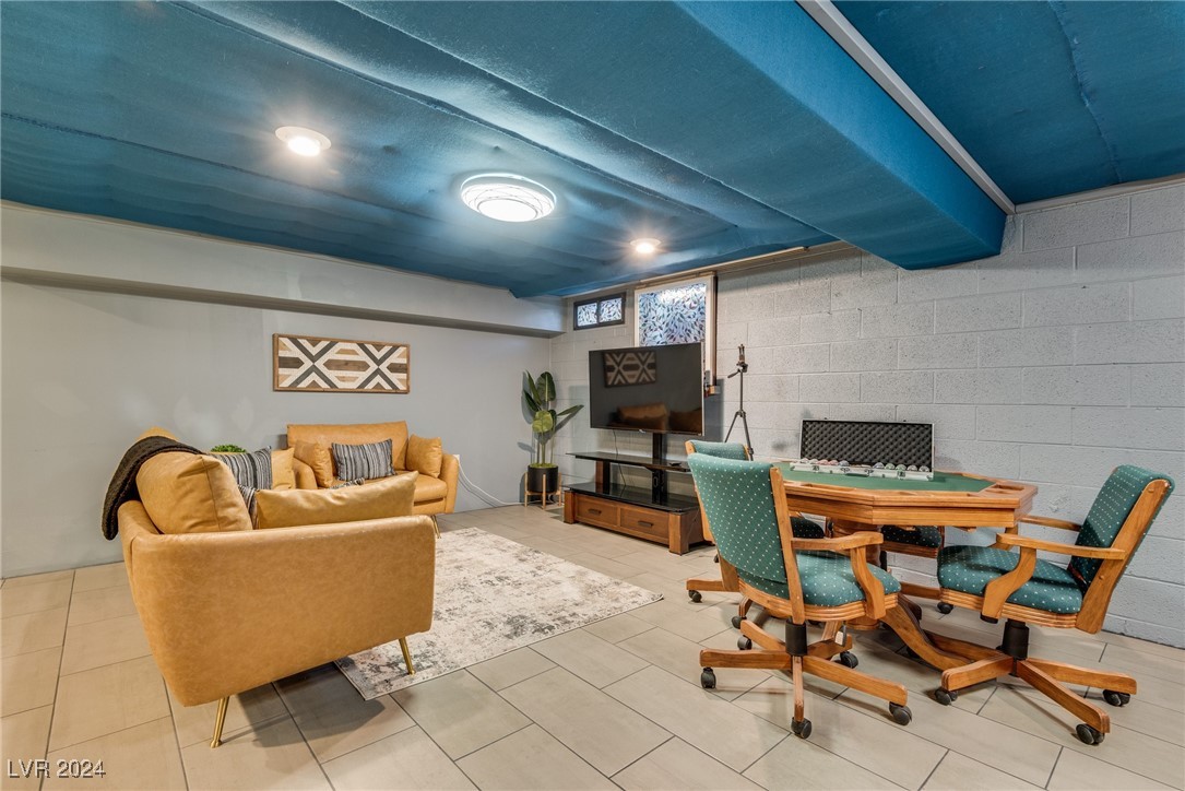 341 East Eldorado Lane