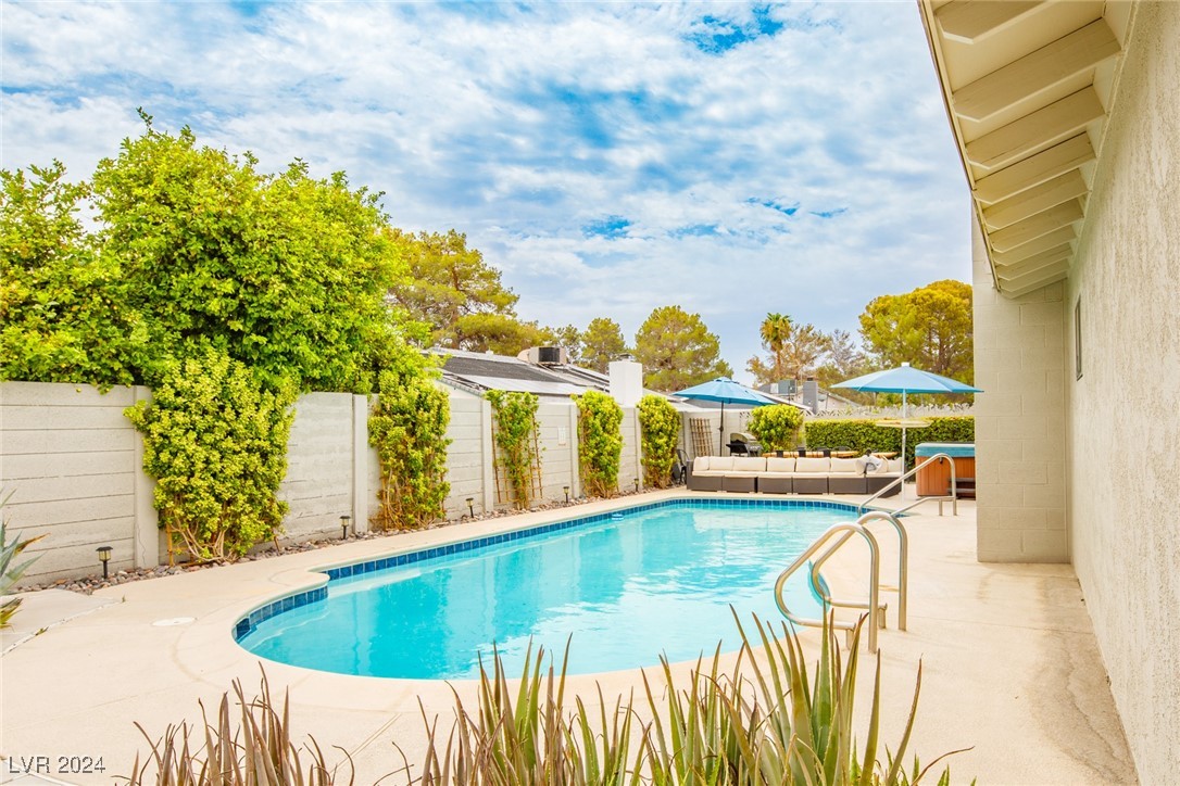 4548 Paseo Del Ray Drive