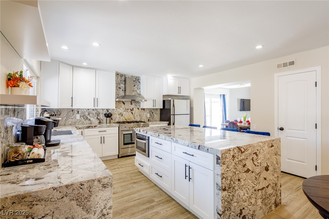 5062 Grandview Drive