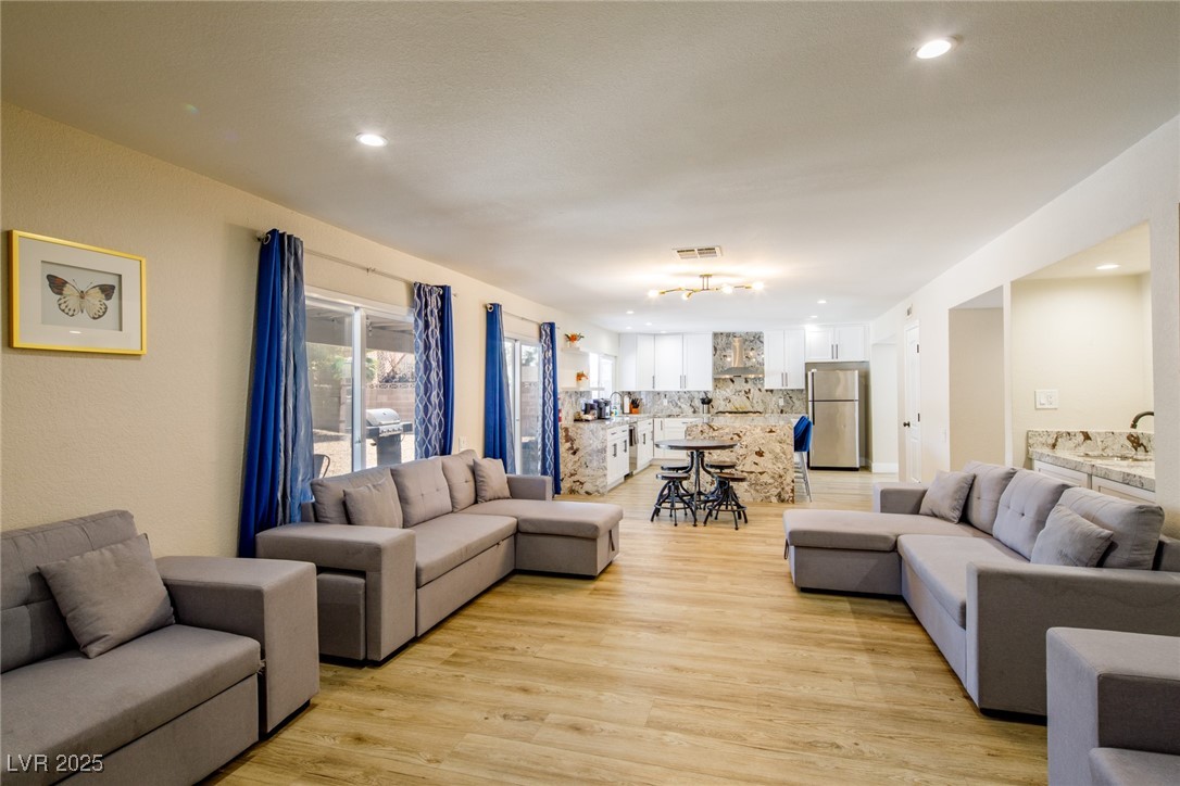 5062 Grandview Drive