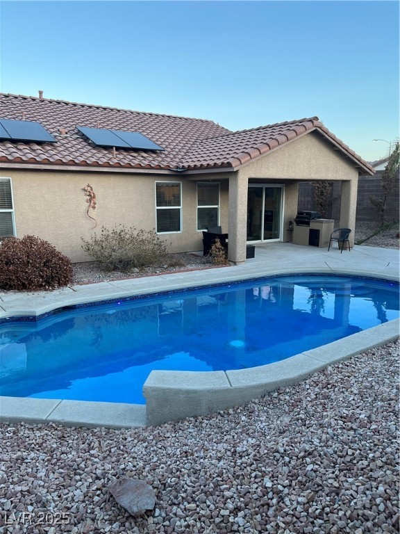 1021 Amber Gate Street