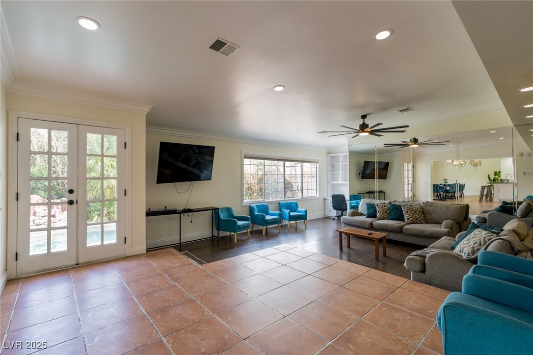 1601 Becke Circle