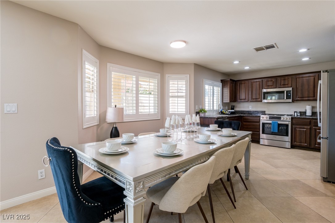 723 Seclusion Glen Avenue