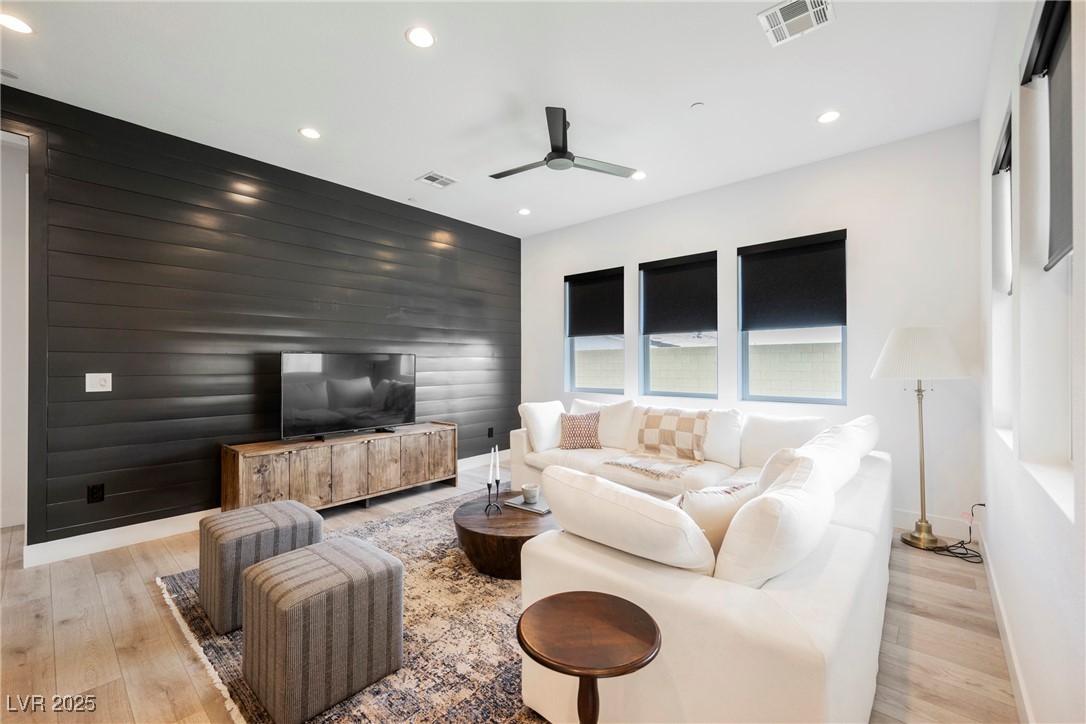 8968 Skye Treeline Street