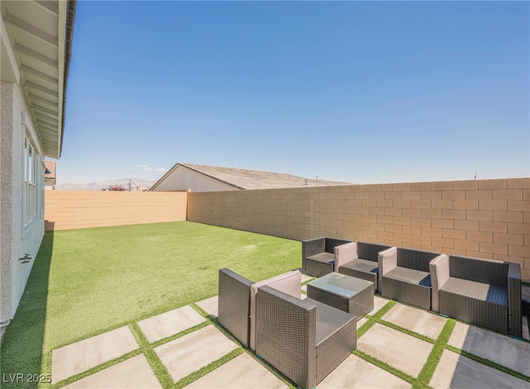 8968 Skye Treeline Street