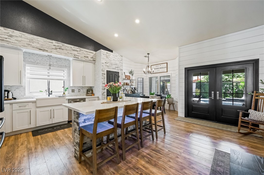 211 Kokopelli Court
