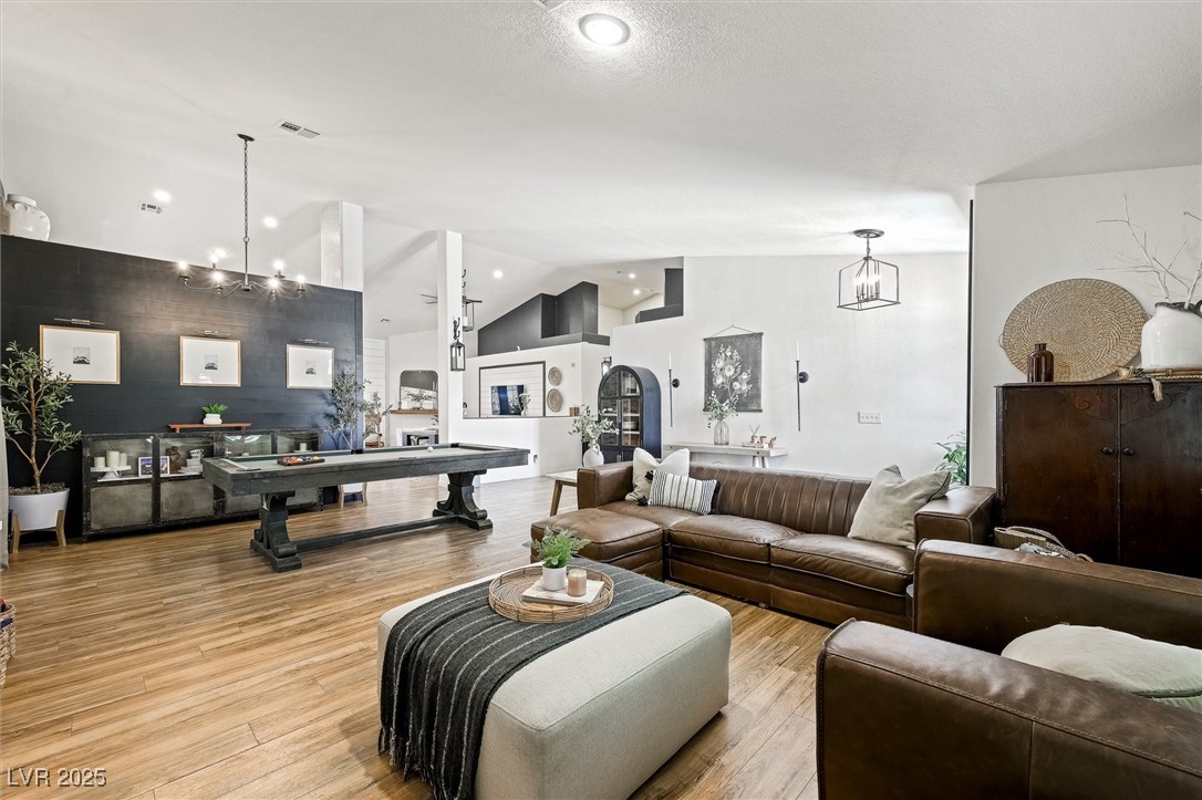 211 Kokopelli Court