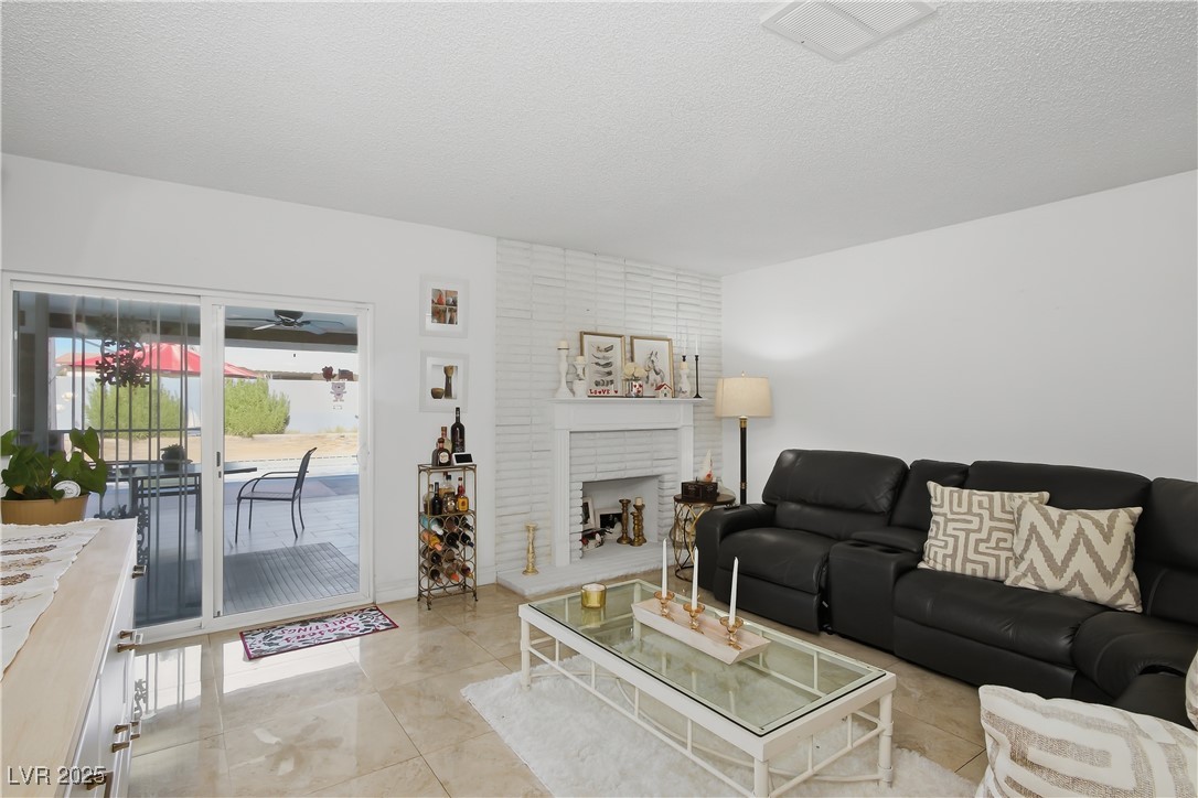 1556 Ottawa Drive