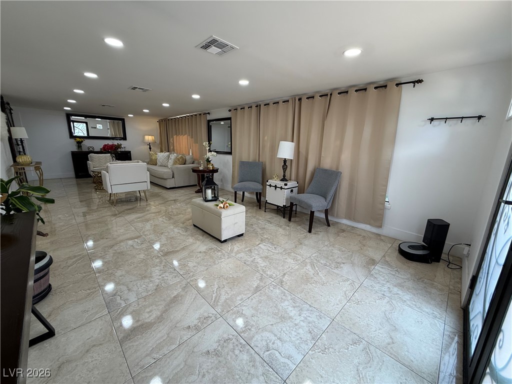 1556 Ottawa Drive