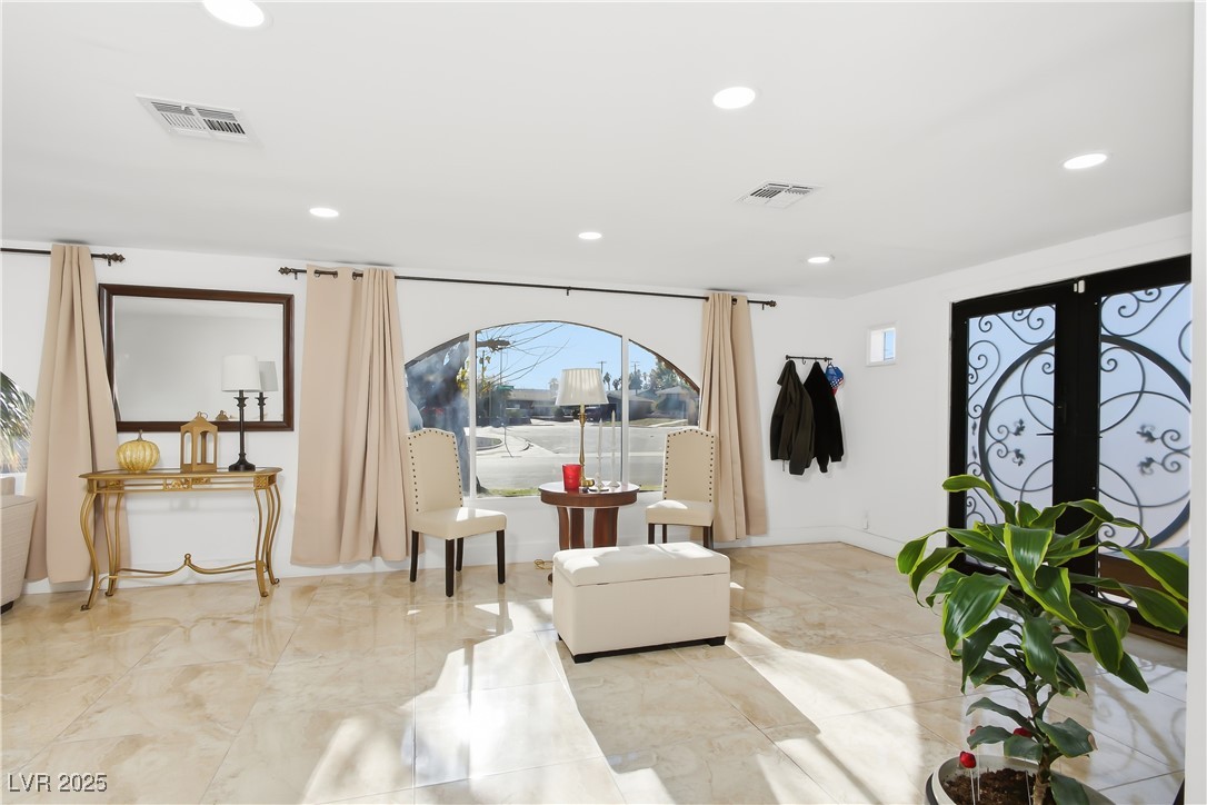 1556 Ottawa Drive