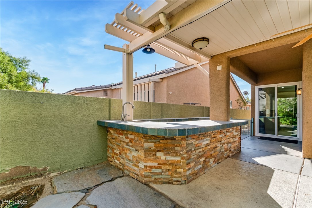 1006 Coldwater Falls Way