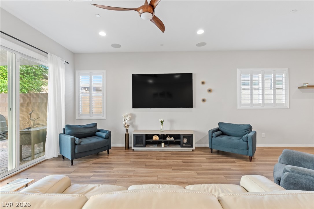 8657 Hartmont Street