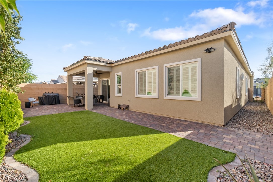 8657 Hartmont Street