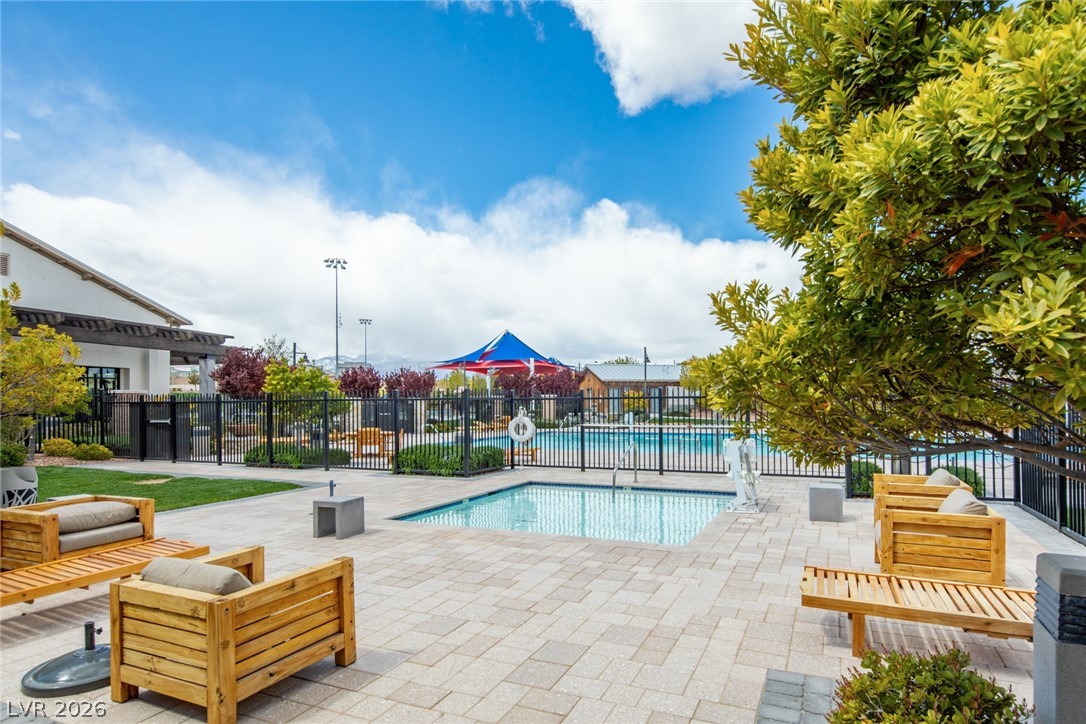 8657 Hartmont Street