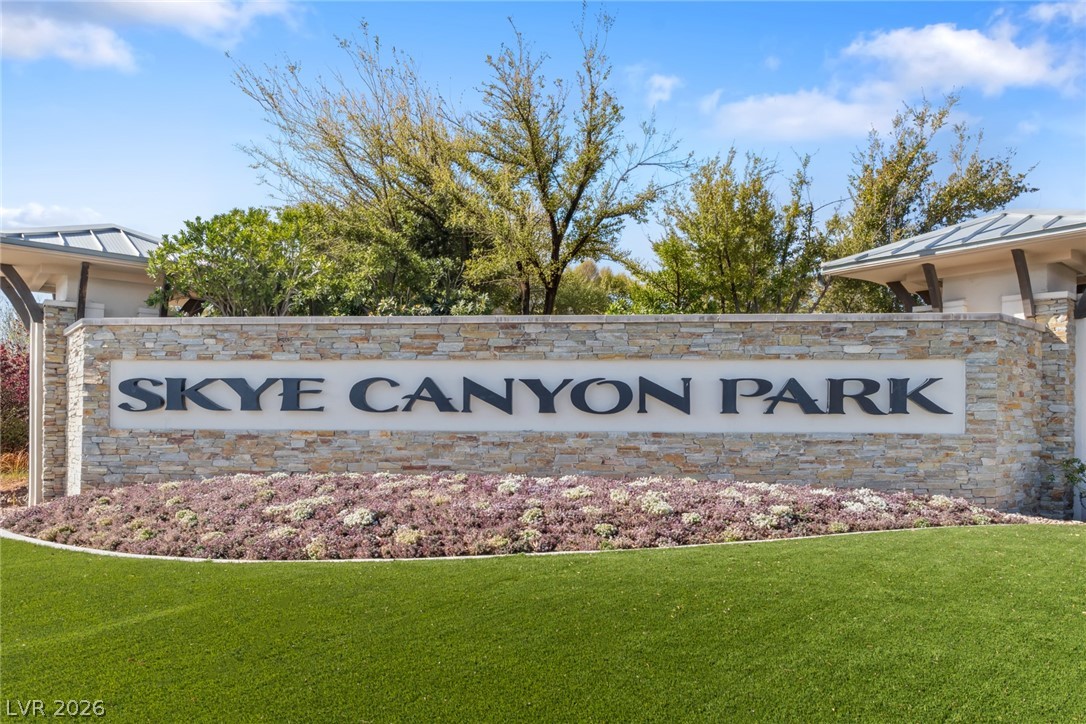 8657 Hartmont Street