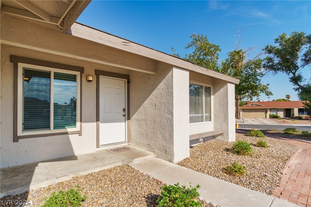 5551 Corral Circle