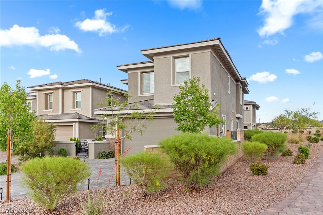 664 Sostenuto Street