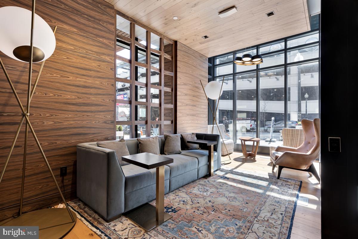 70 N STREET SE Unit: N207