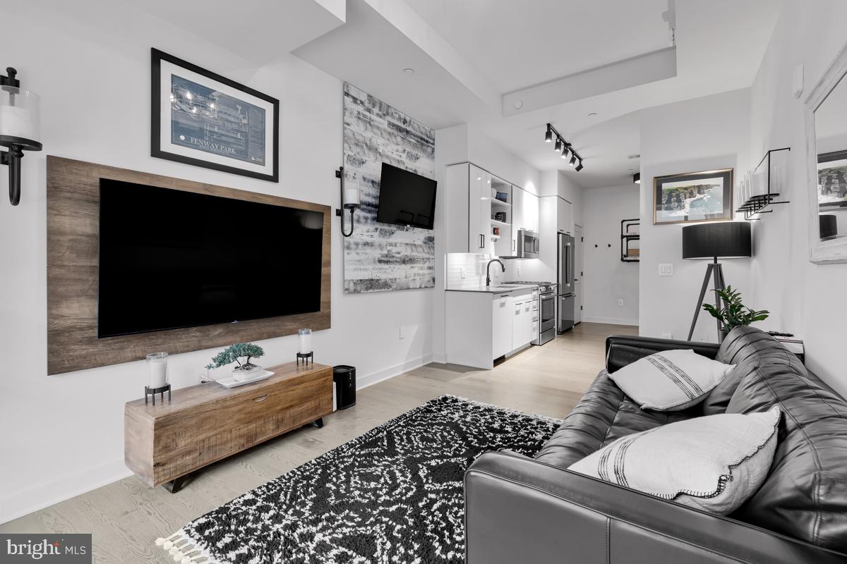 70 N STREET SE Unit: N207