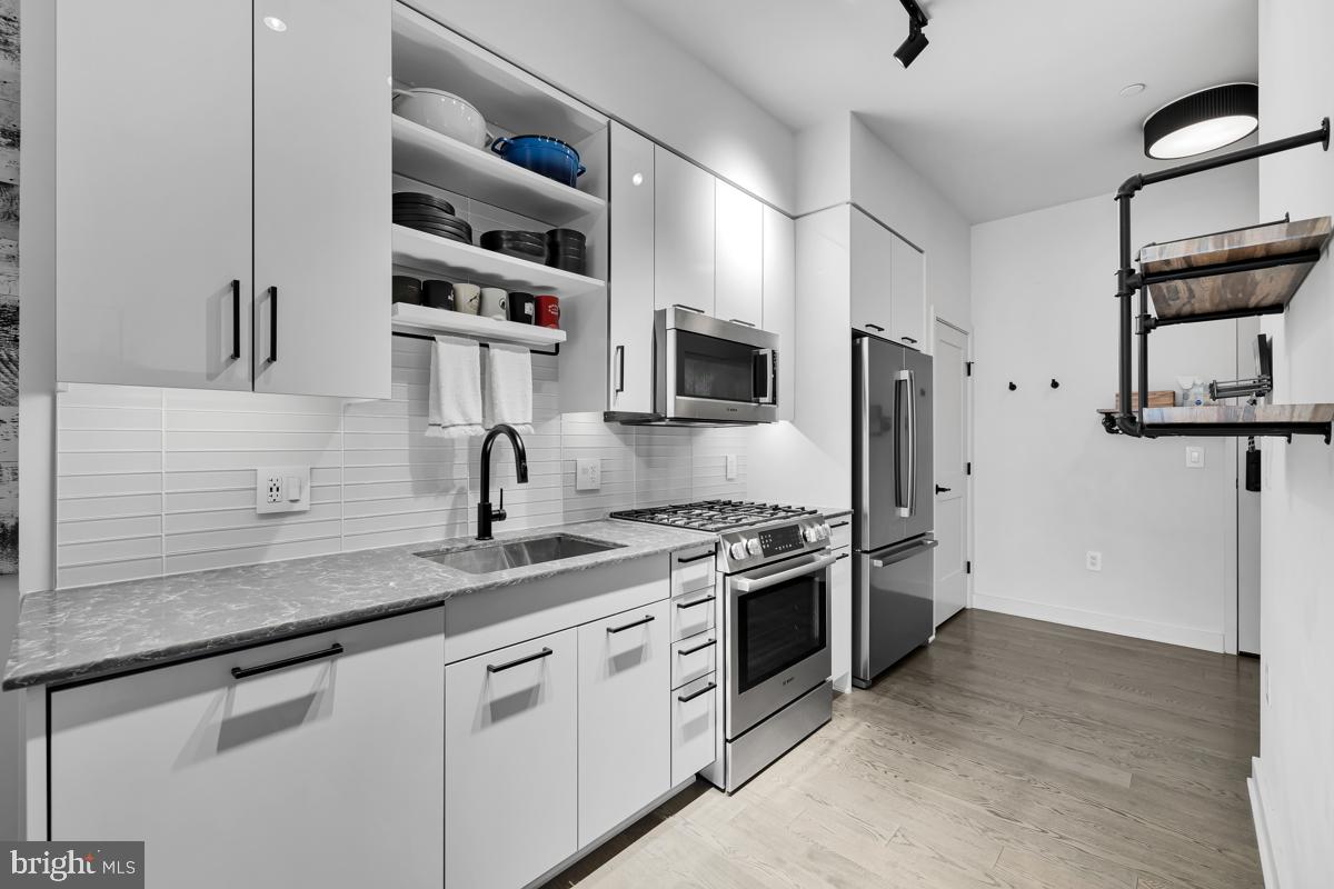 70 N STREET SE Unit: N207