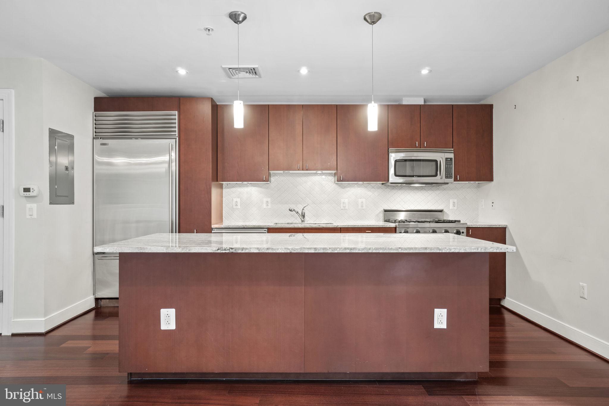 2425 L STREET NW Unit: 430
