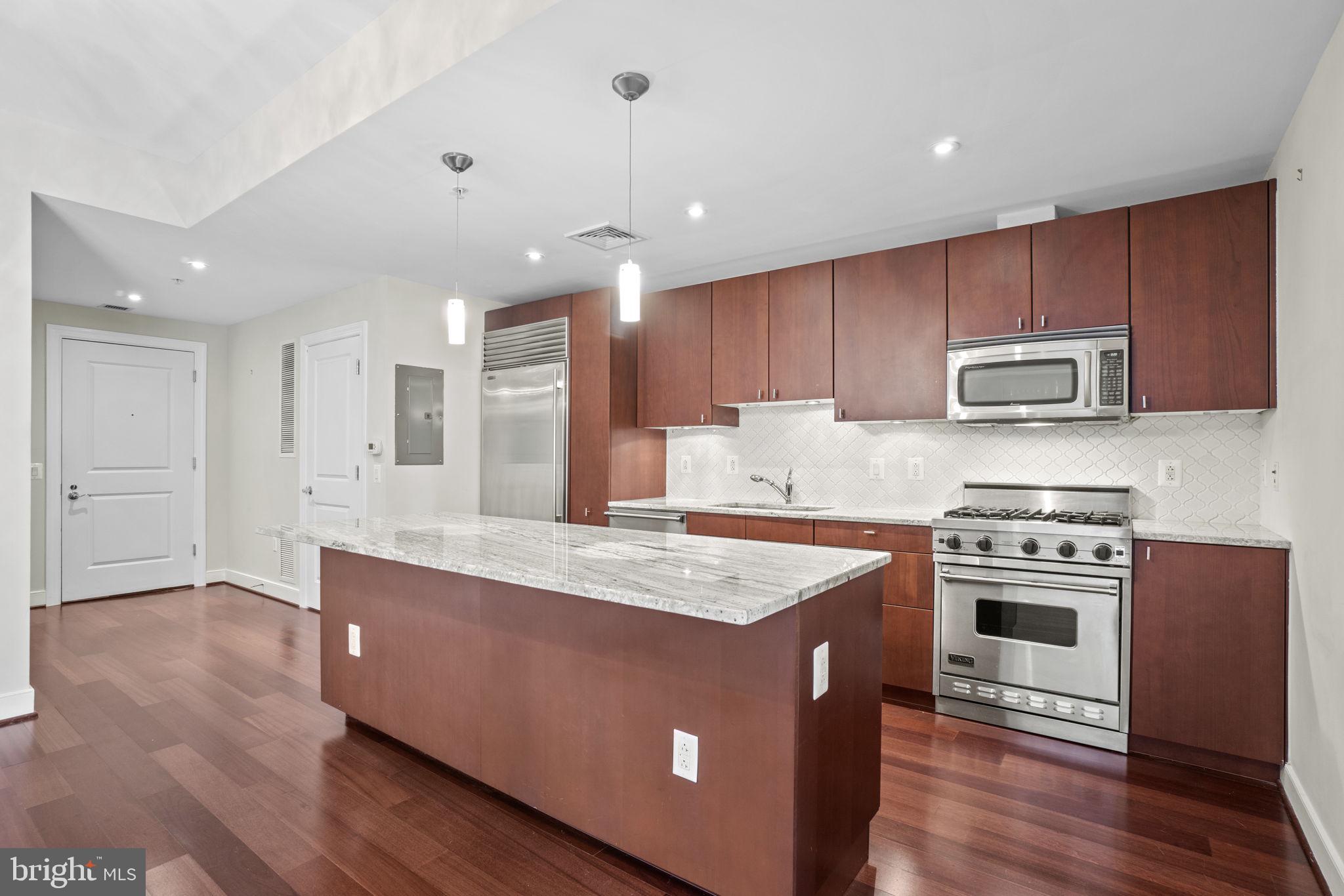 2425 L STREET NW Unit: 430
