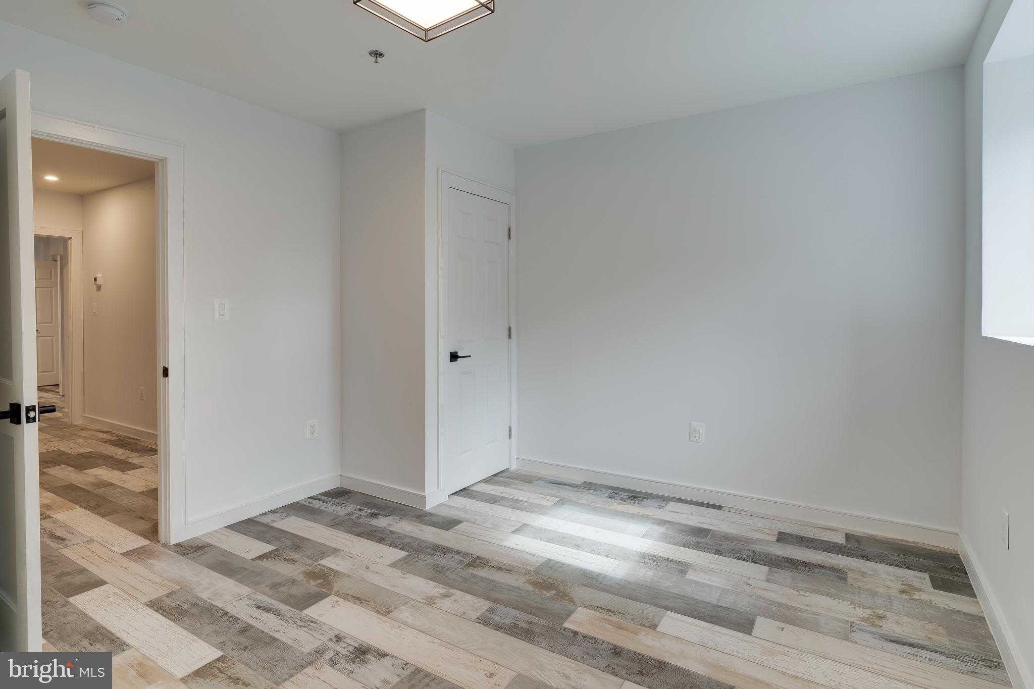 723 GIRARD ST NW #1