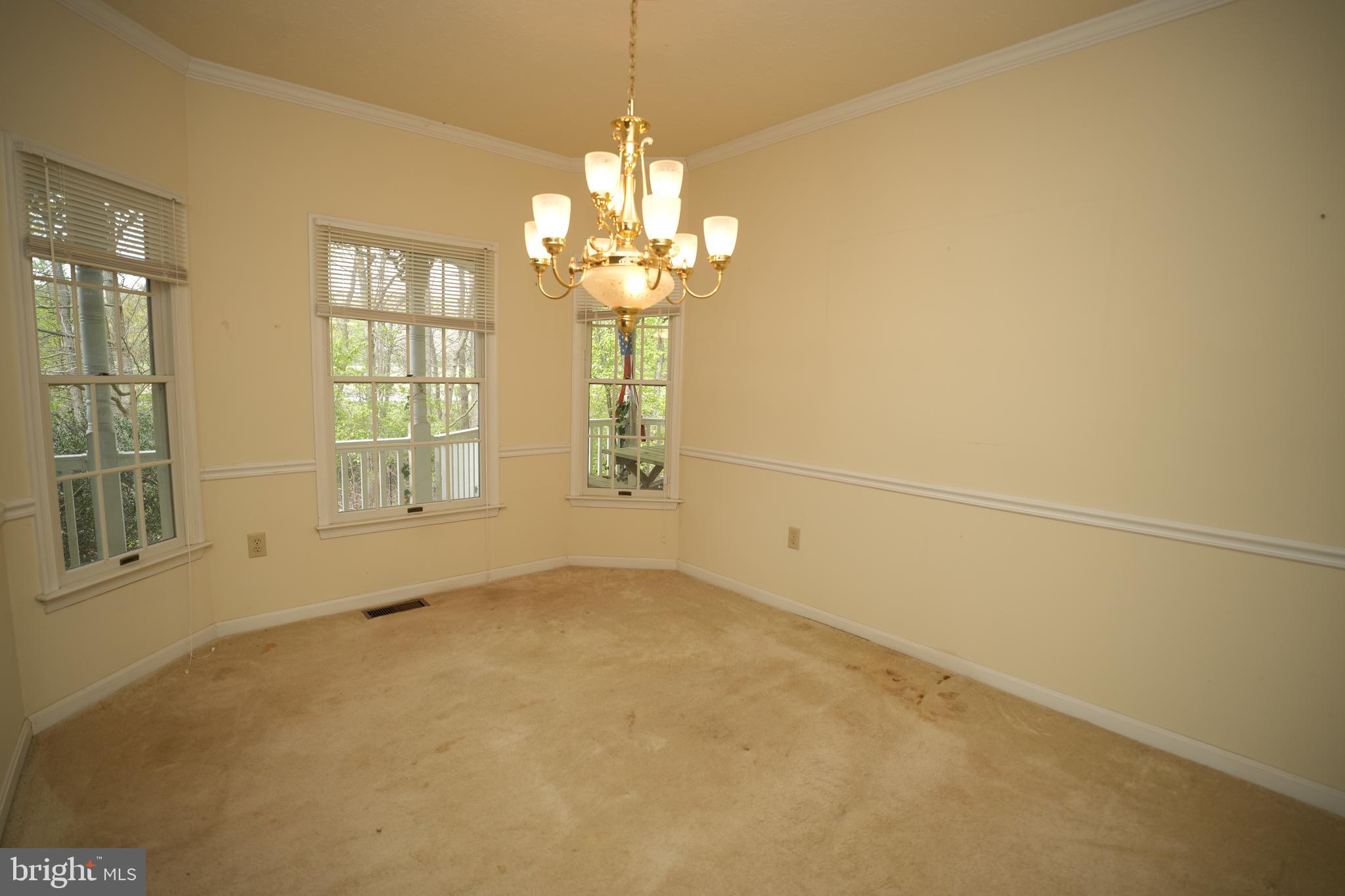 12225 Manor Ct