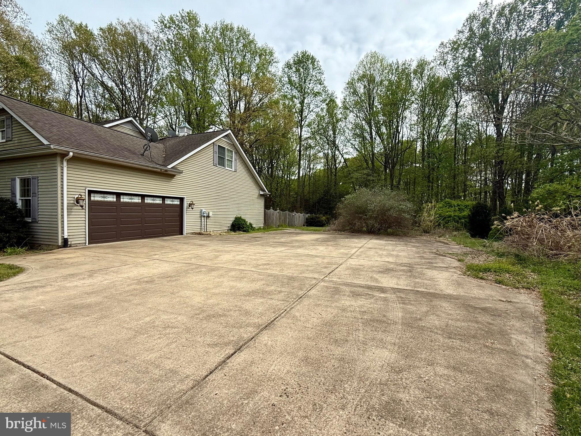 12225 Manor Ct